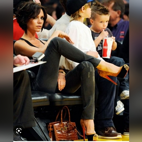 Christian Louboutin Maggie Beige Suede Pumps - Picture 13 of 13